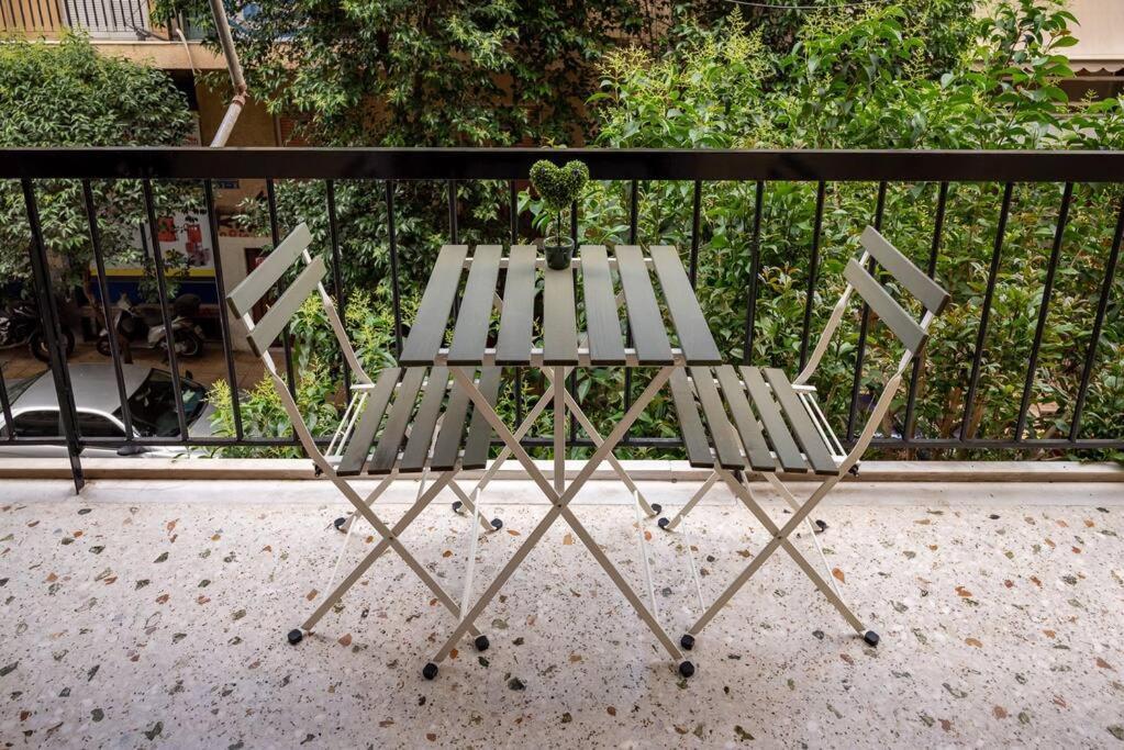 The Athenian Hideaway 2- Bedroom Apartment In Thiseio Εξωτερικό φωτογραφία
