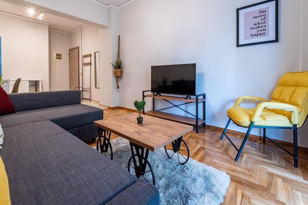 The Athenian Hideaway 2- Bedroom Apartment In Thiseio Εξωτερικό φωτογραφία